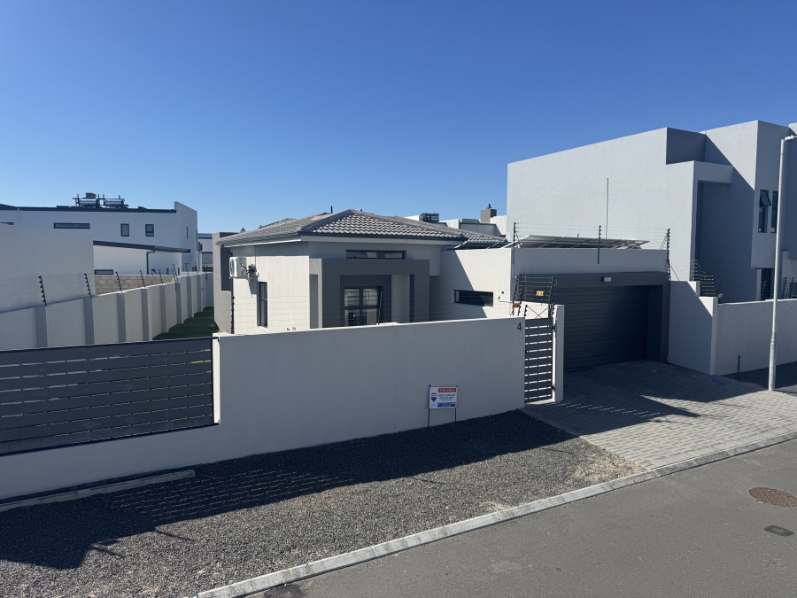 3 Bedroom Property for Sale in Sandown Western Cape